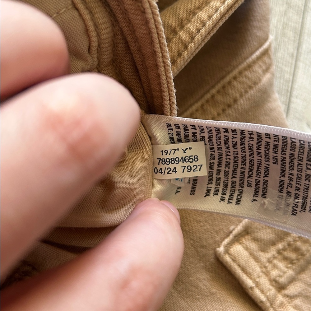 American Eagle Carpenter Shorts - Picture 6 of 6